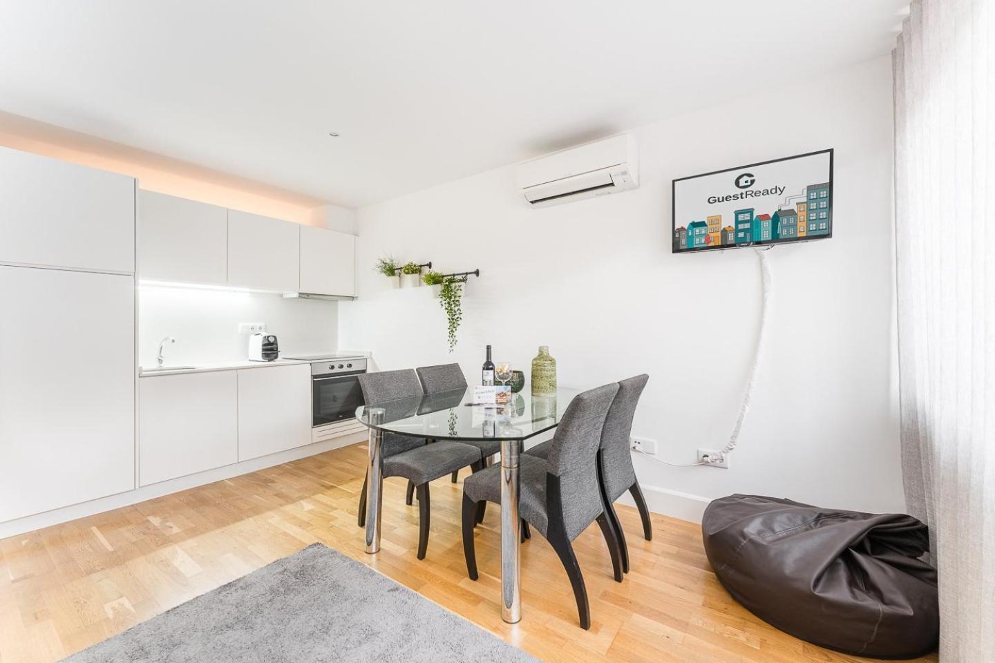 Guestready - Bright Home In The Heart Of Porto Buitenkant foto
