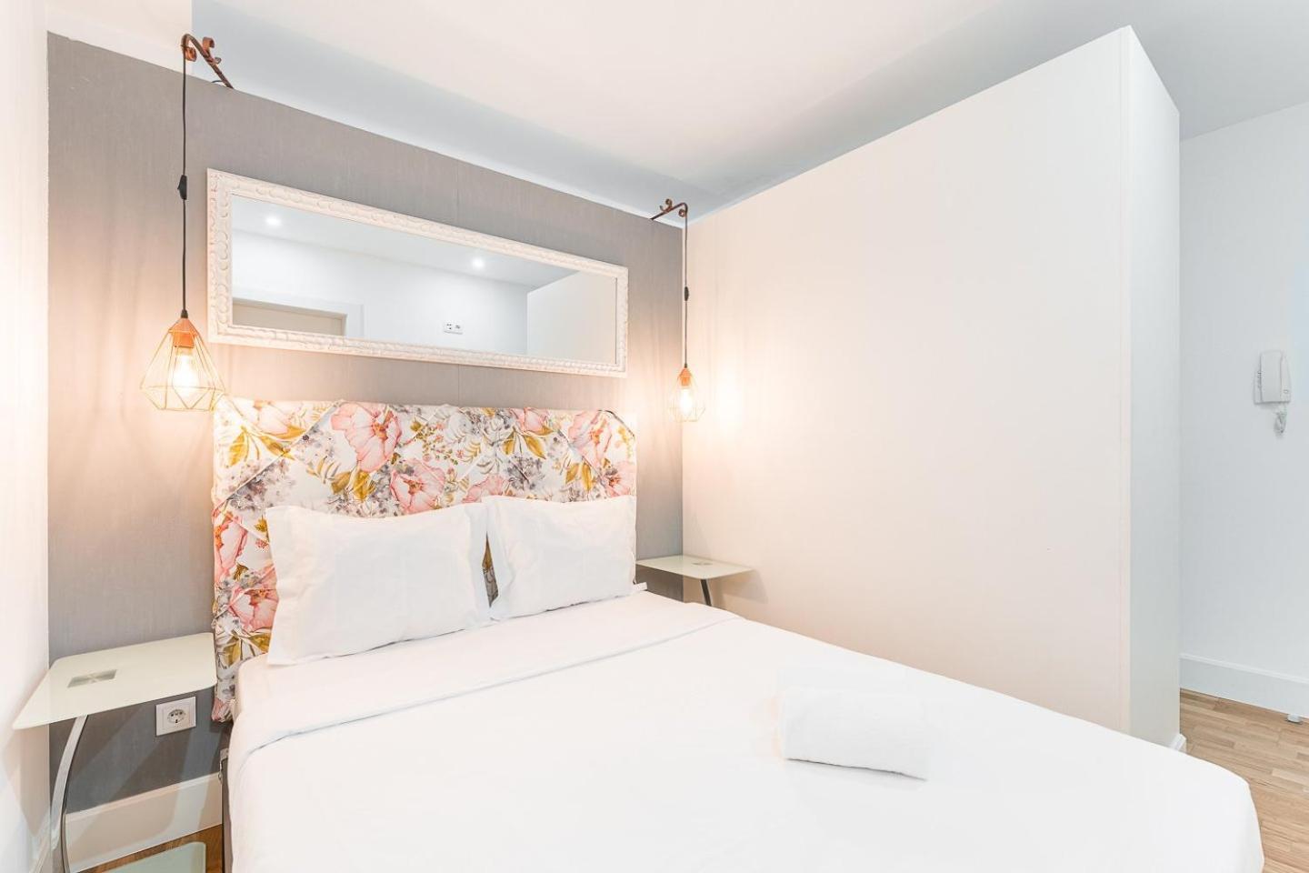 Guestready - Bright Home In The Heart Of Porto Buitenkant foto